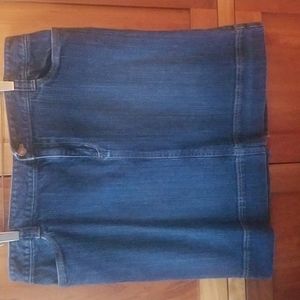 Eddie Bauer heavy denim skirt, medium wash, all cotton, size 14